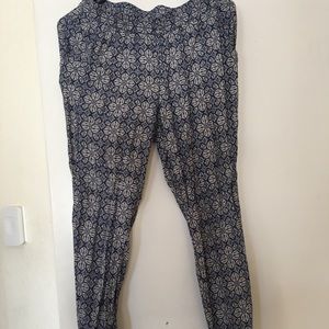 H&M jogger style blue&white pants